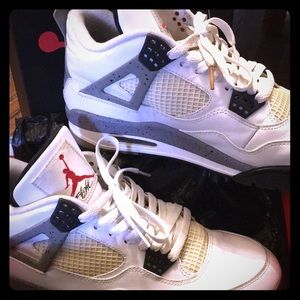 Air Jordan "Cement 4's"